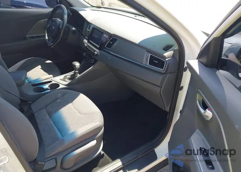 2017 Kia Niro Lx z USA, uszkodzony, nr VIN KNDCB3LC6H5074083